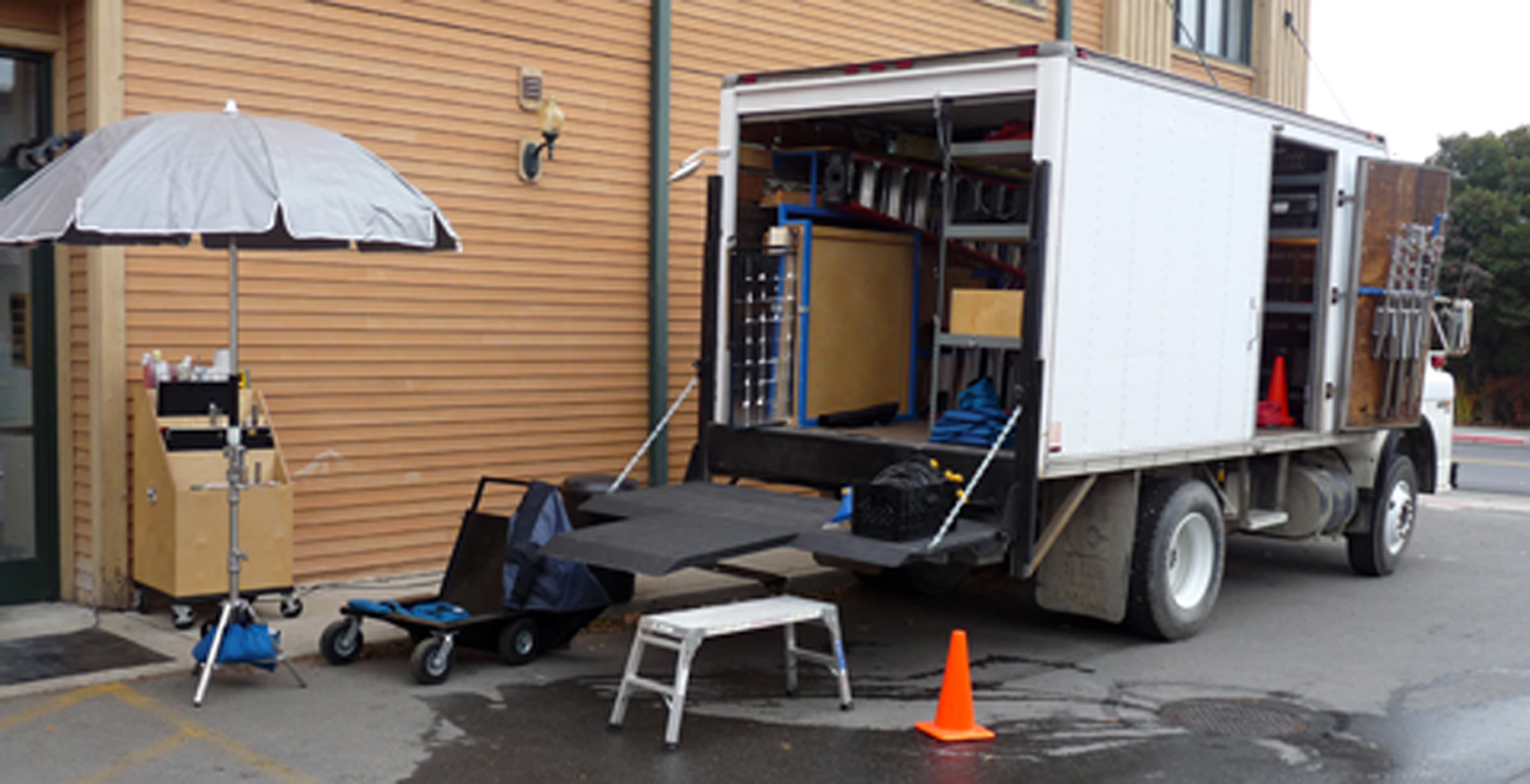Working Grip Truck